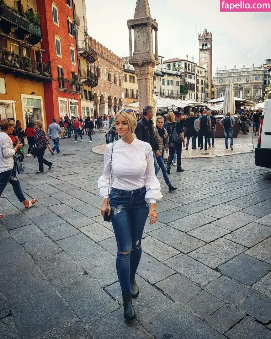 Andreea Ungur Onlyfans Photo Gallery 