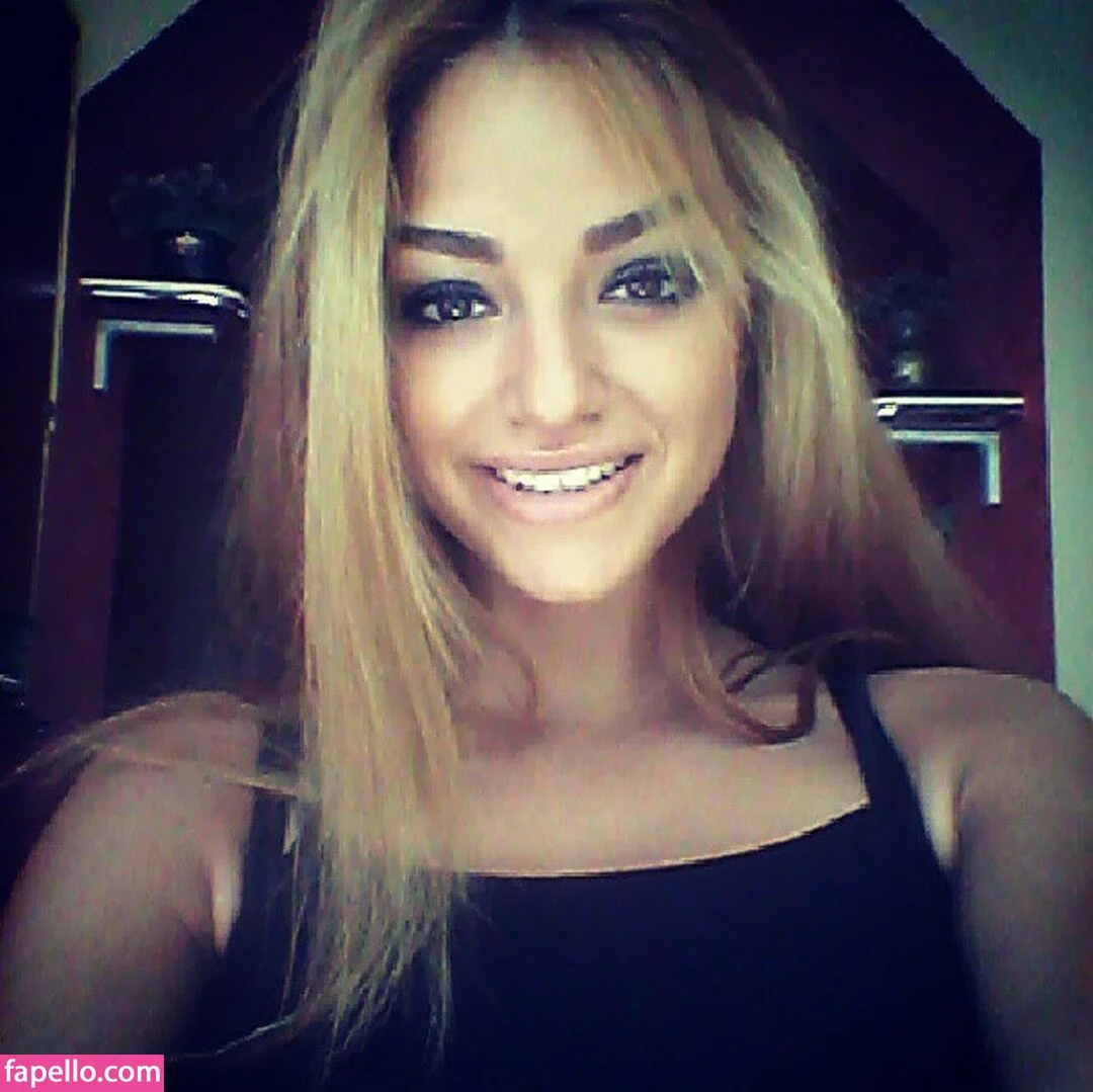 Andreea Ungur Onlyfans Photo Gallery 