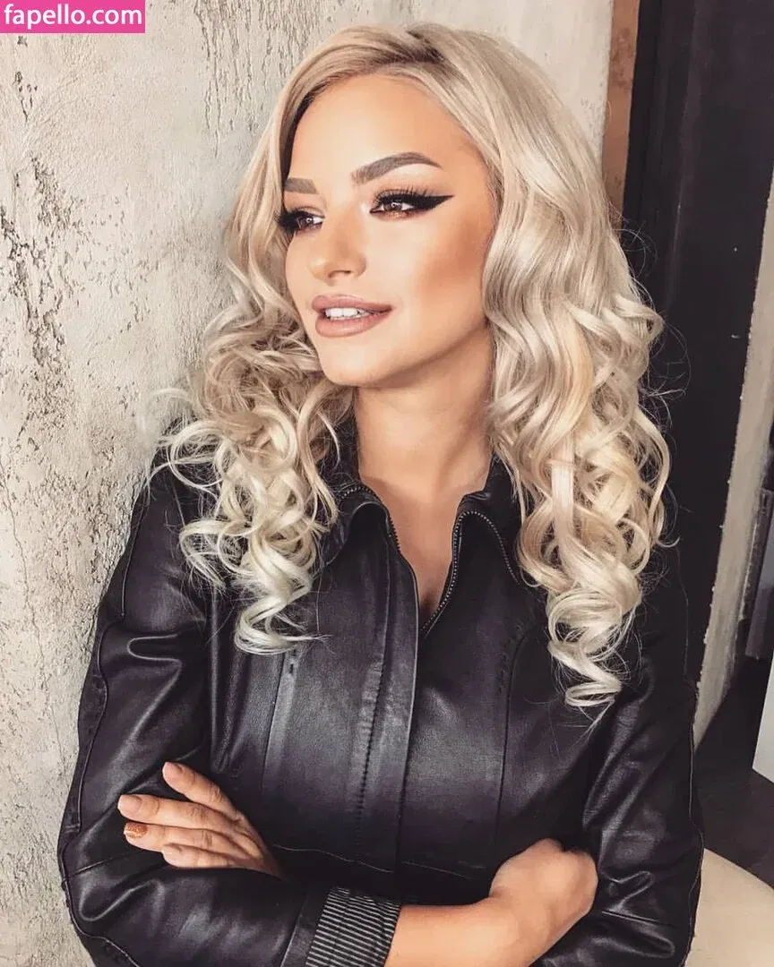 Andreea Ungur Onlyfans Photo Gallery 