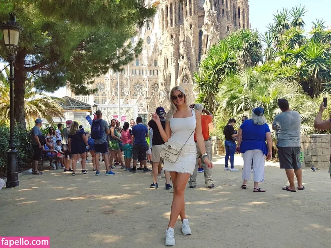 Andreea Ungur Onlyfans Photo Gallery 