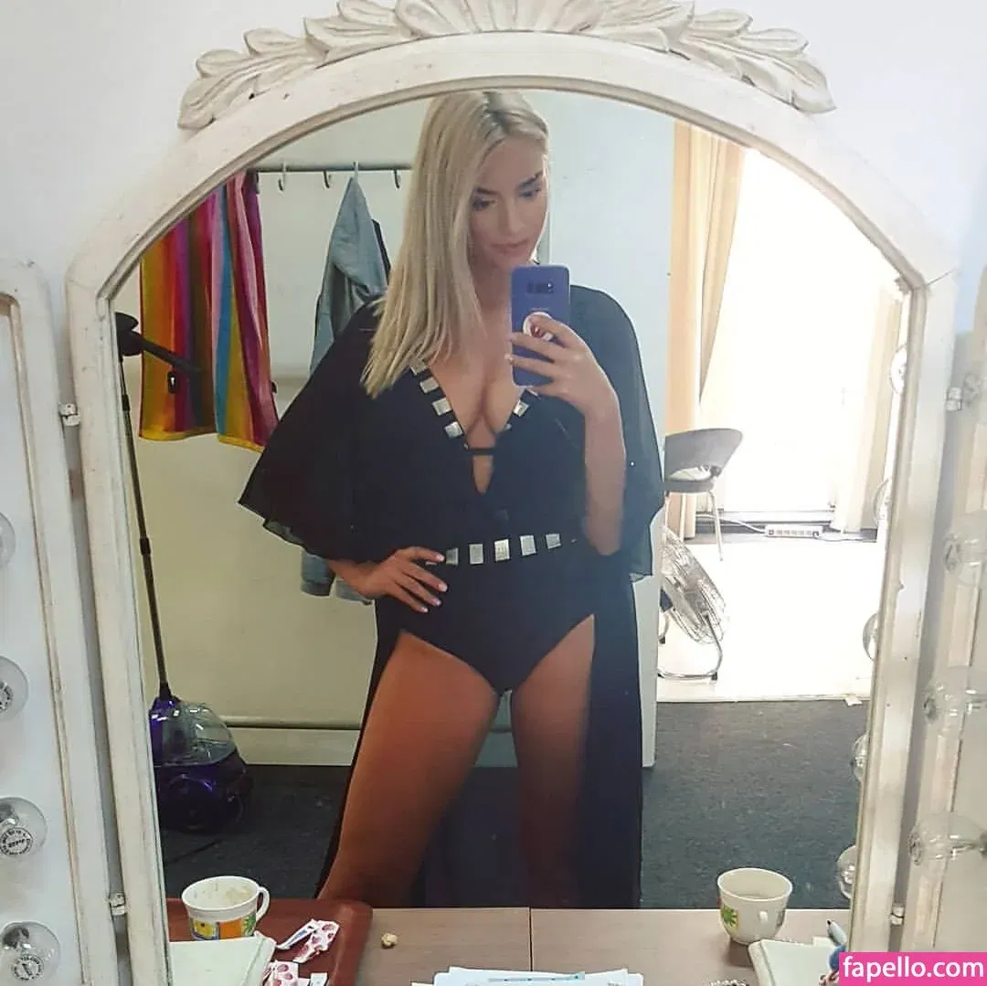 Andreea Ungur Onlyfans Photo Gallery 