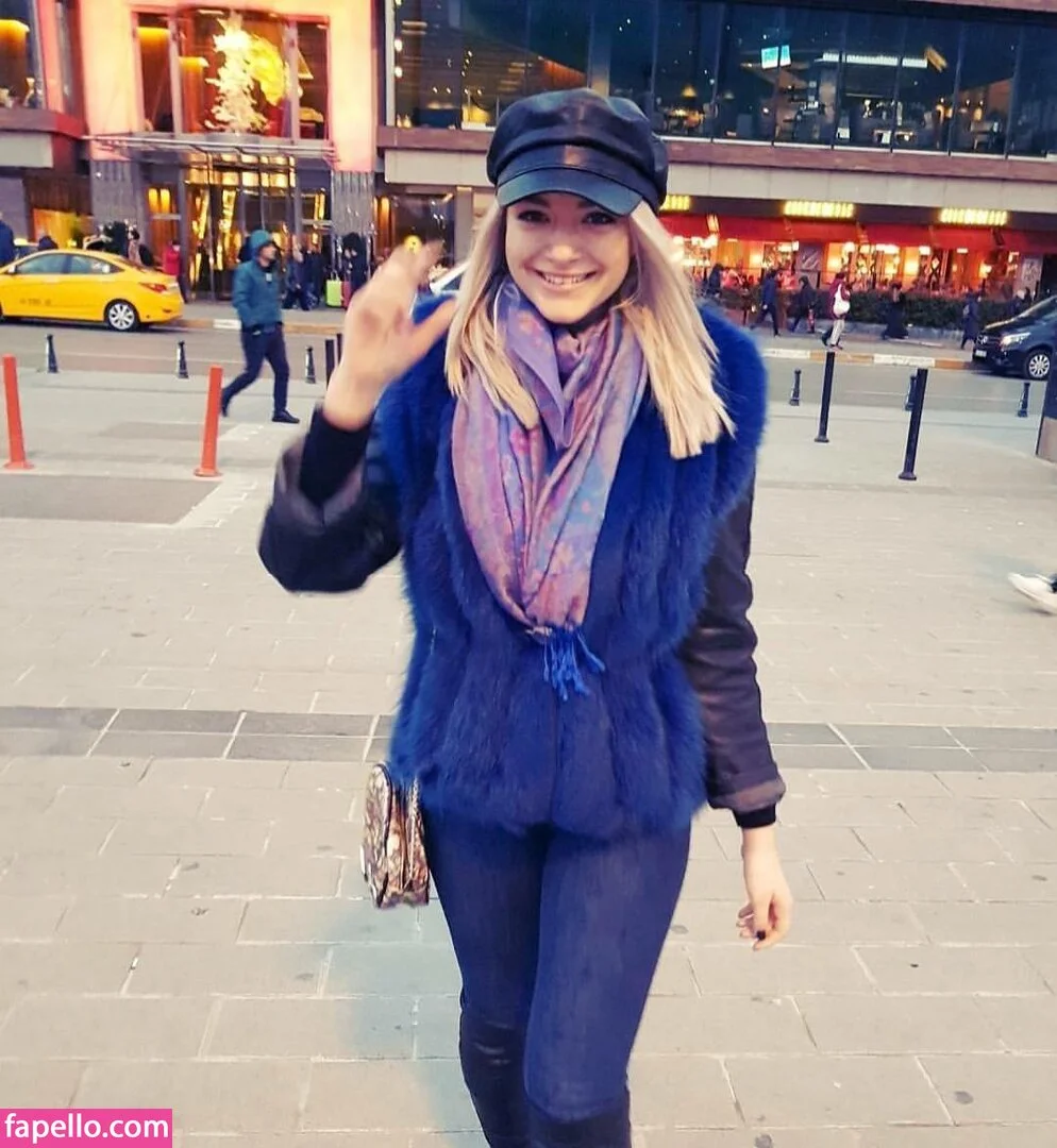 Andreea Ungur Onlyfans Photo Gallery 