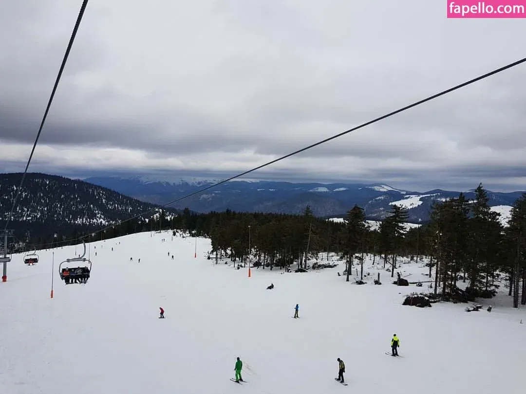 Andreea Ungur Onlyfans Photo Gallery 