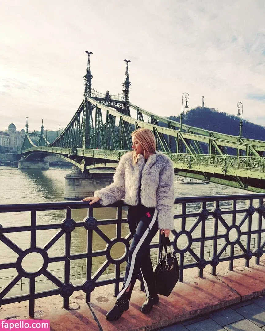 Andreea Ungur Onlyfans Photo Gallery 