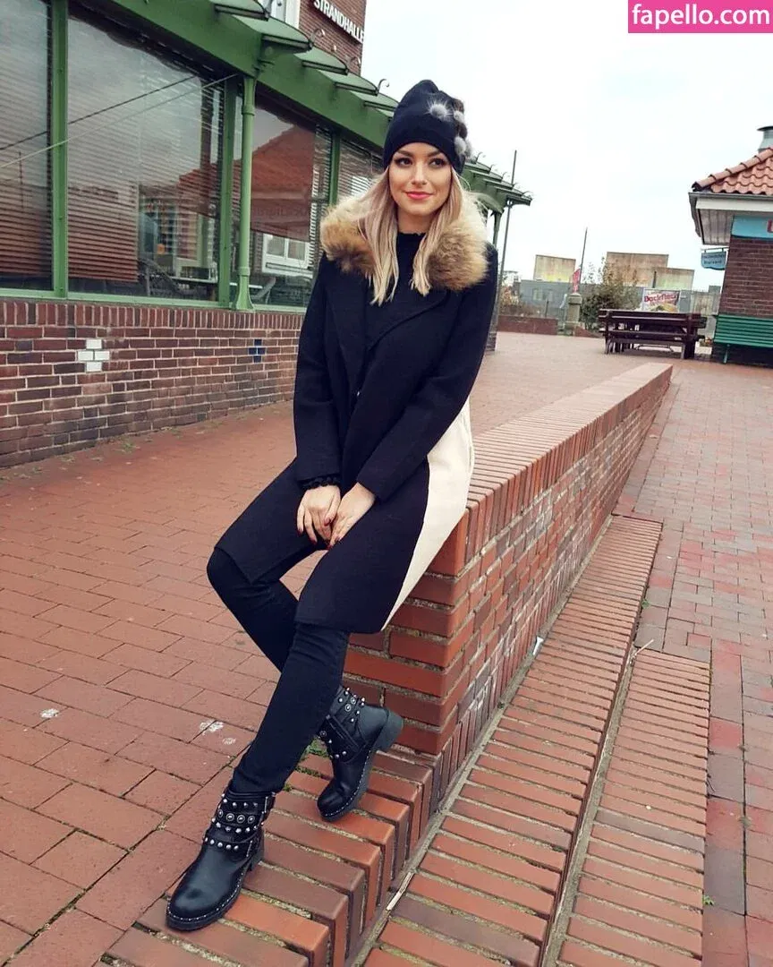 Andreea Ungur Onlyfans Photo Gallery 