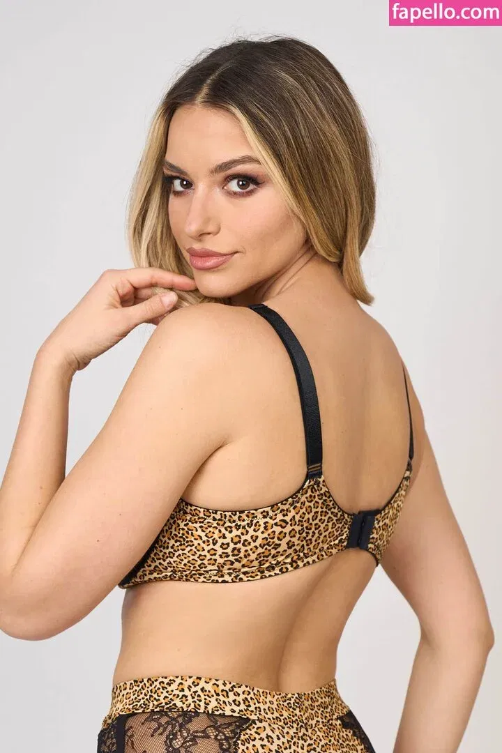 Andreea Ungur Onlyfans Photo Gallery 