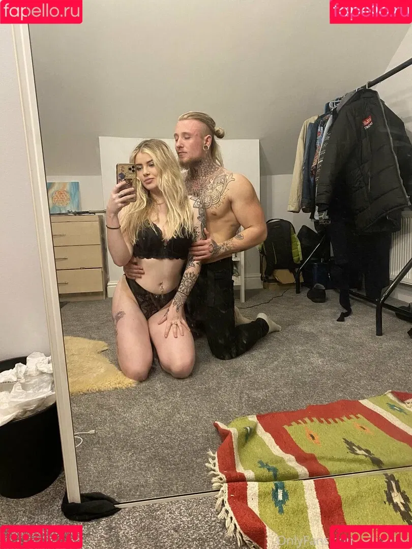 elizaking Onlyfans Photo Gallery 