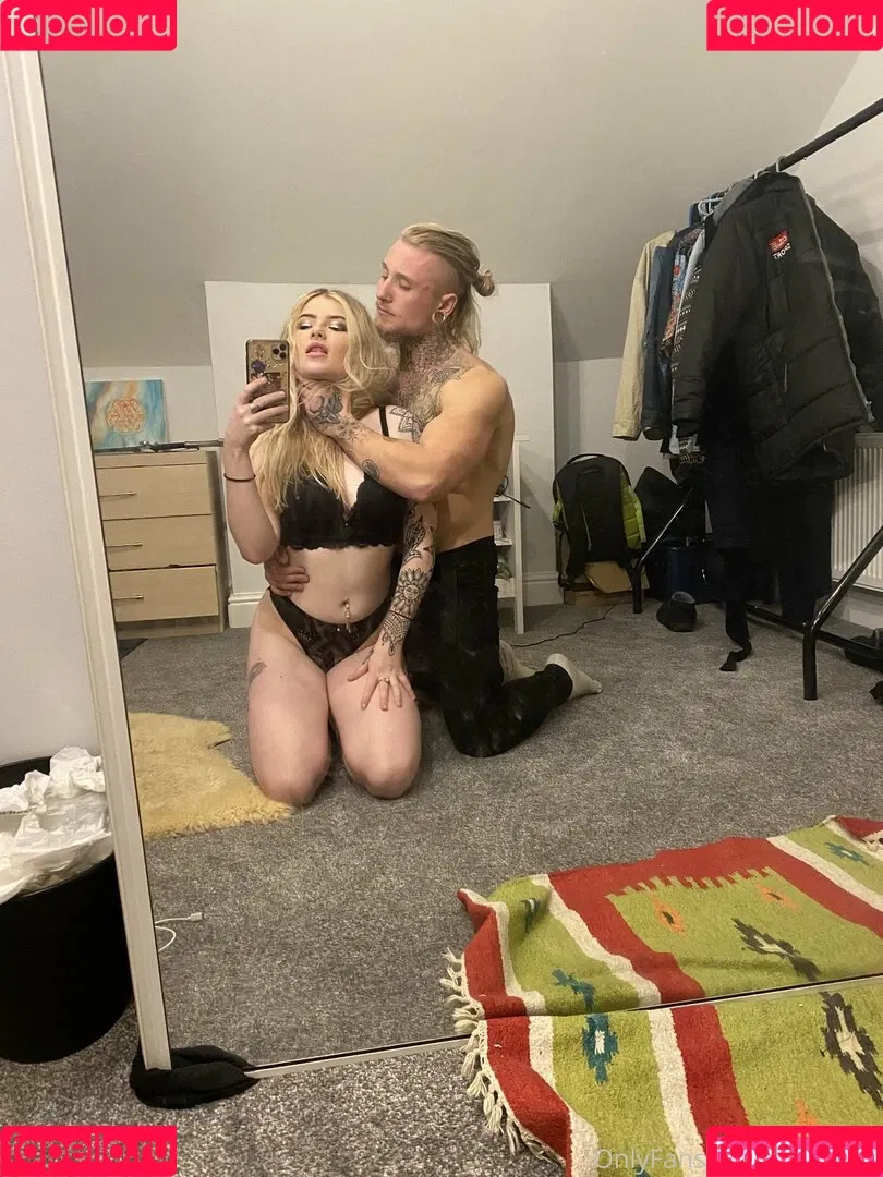 elizaking Onlyfans Photo Gallery 