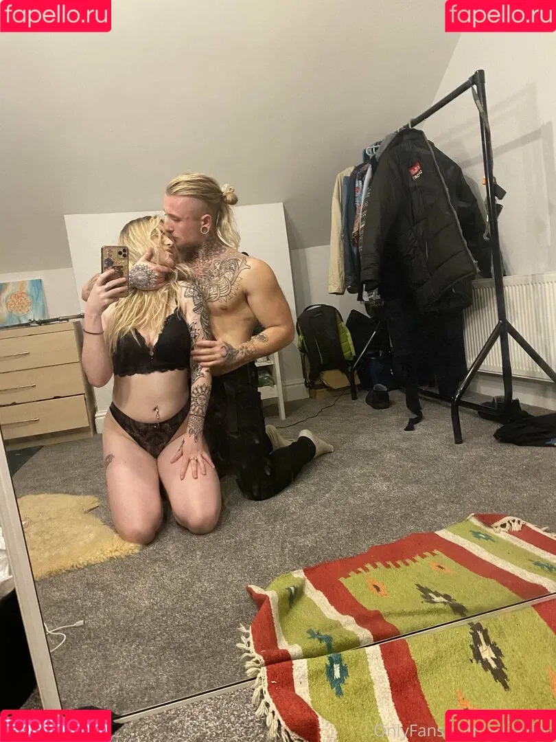 elizaking Onlyfans Photo Gallery 