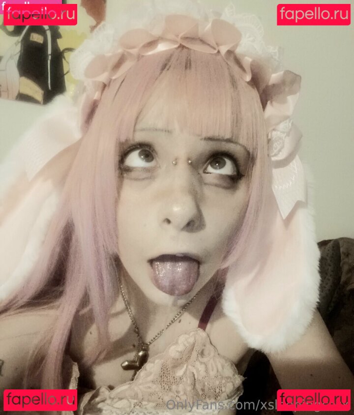 xsleepingcat / xsleepingcatx Onlyfans Photo Gallery 