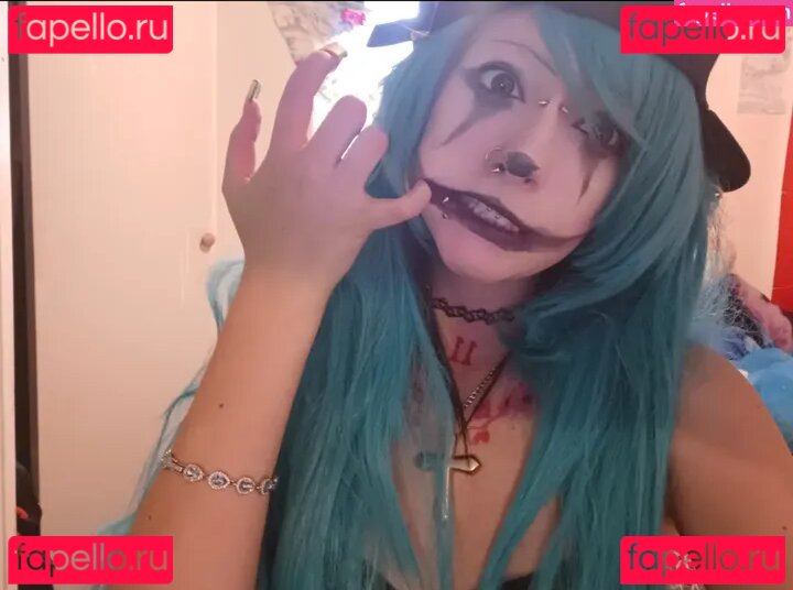 xsleepingcat / xsleepingcatx Onlyfans Photo Gallery 