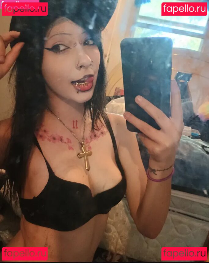 xsleepingcat / xsleepingcatx Onlyfans Photo Gallery 