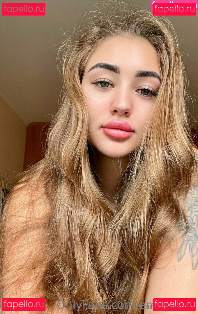 maria_euphoria / me_maria.euphoria Onlyfans Photo Gallery 