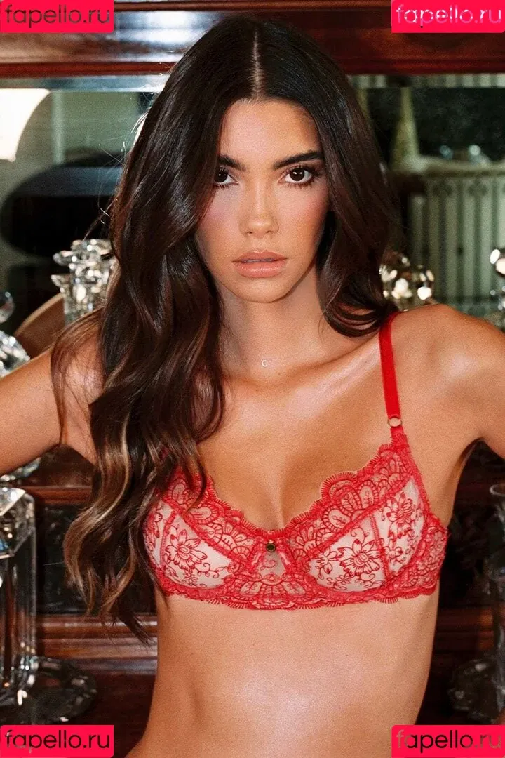 Cindy Mello Onlyfans Photo Gallery 