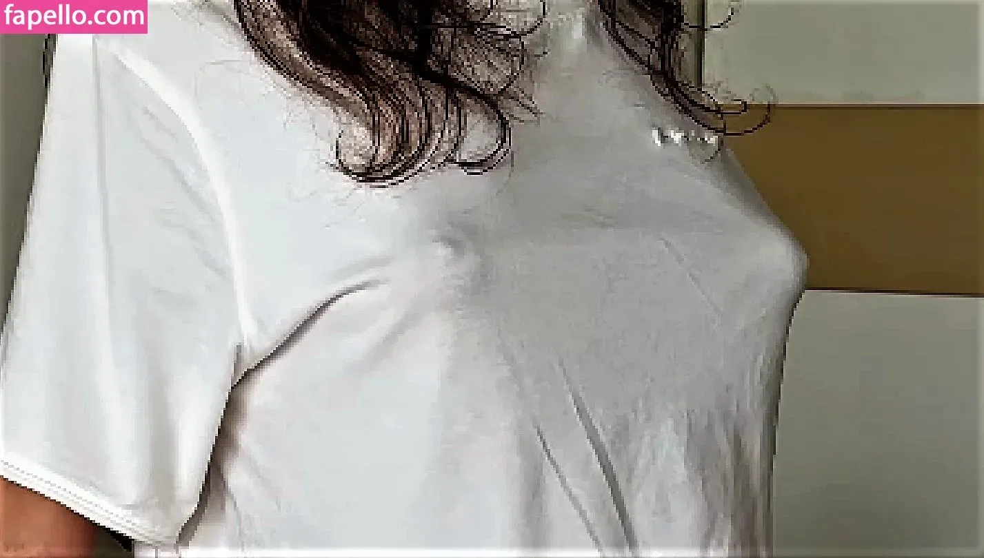 Tetty ASMR Onlyfans Photo Gallery 