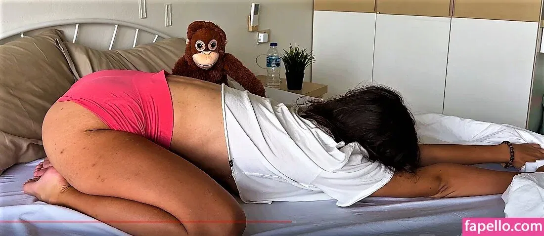 Tetty ASMR Onlyfans Photo Gallery 