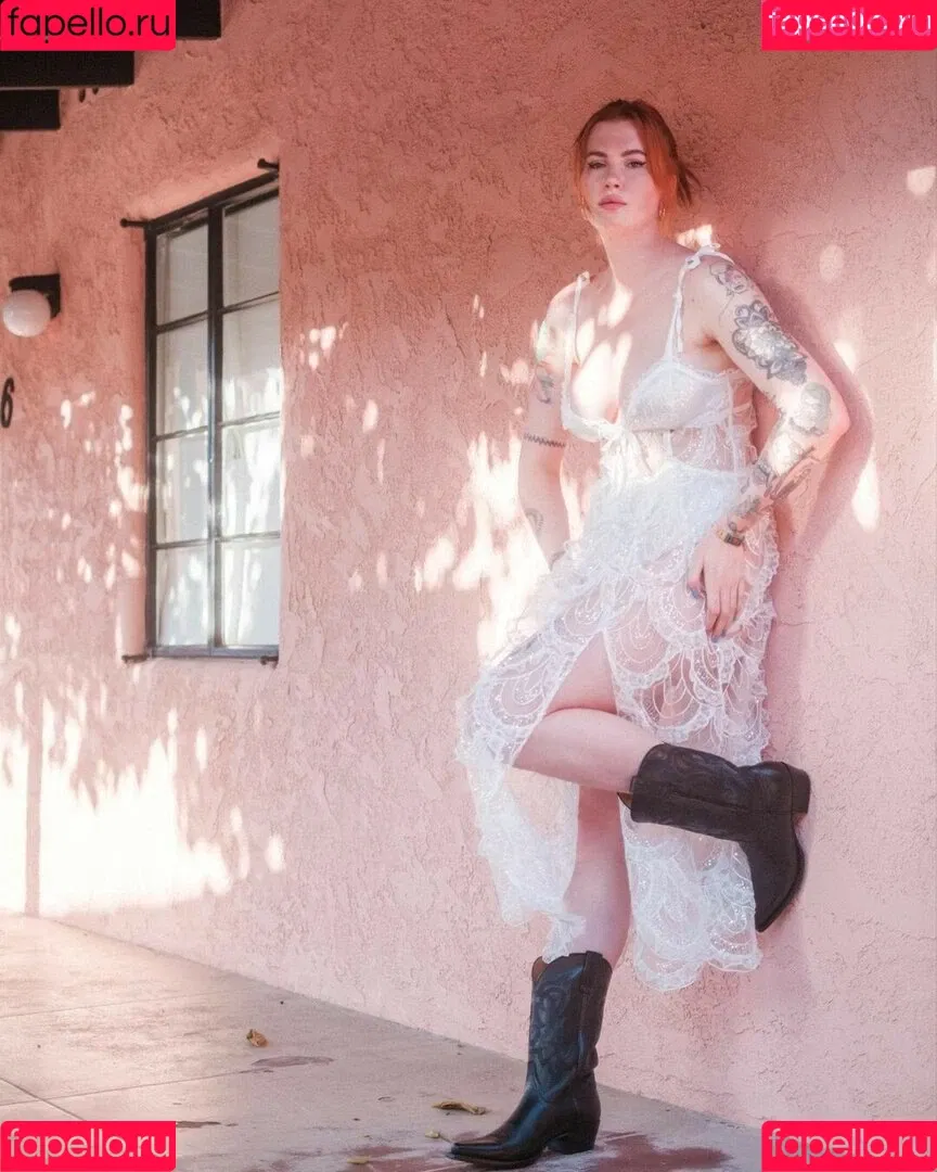 Ireland Baldwin Onlyfans Photo Gallery 