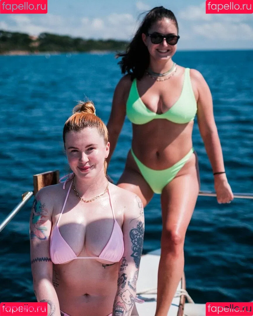 Ireland Baldwin Onlyfans Photo Gallery 