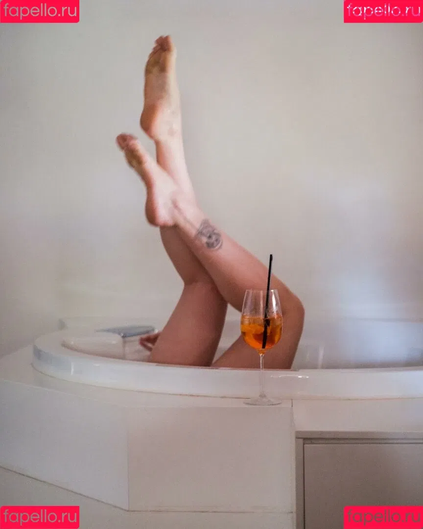 Ireland Baldwin Onlyfans Photo Gallery 