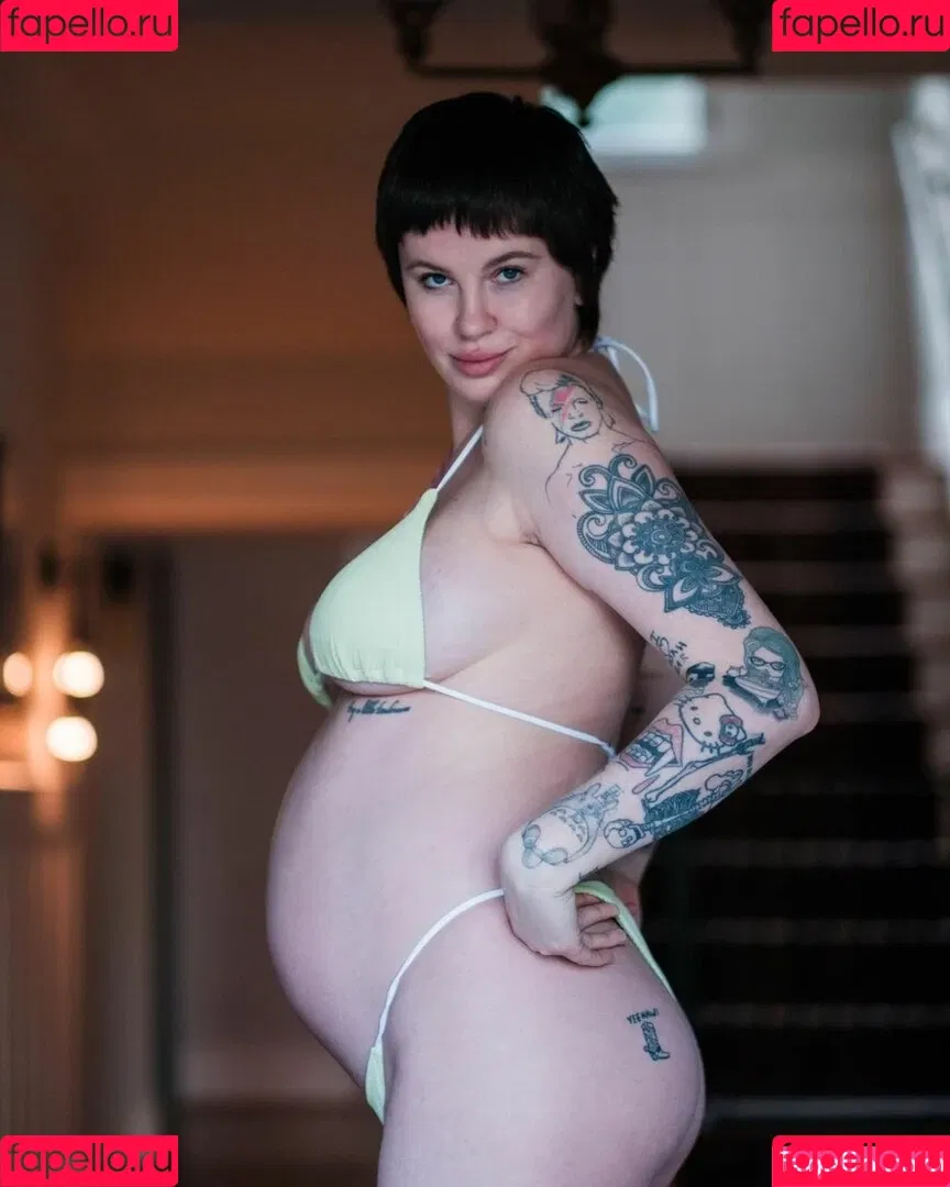 Ireland Baldwin Onlyfans Photo Gallery 