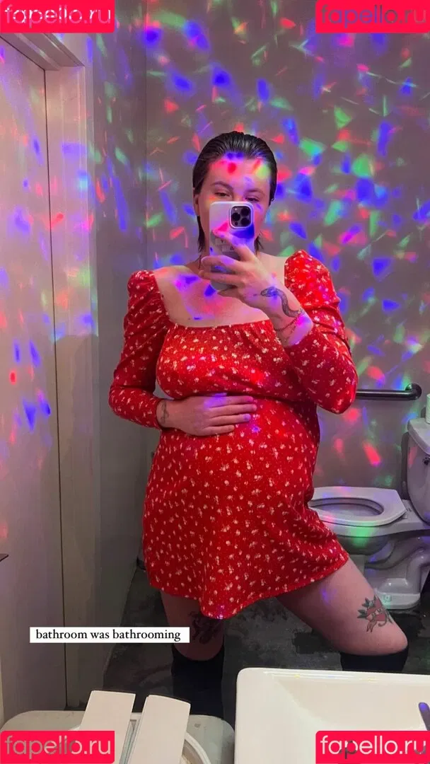 Ireland Baldwin Onlyfans Photo Gallery 