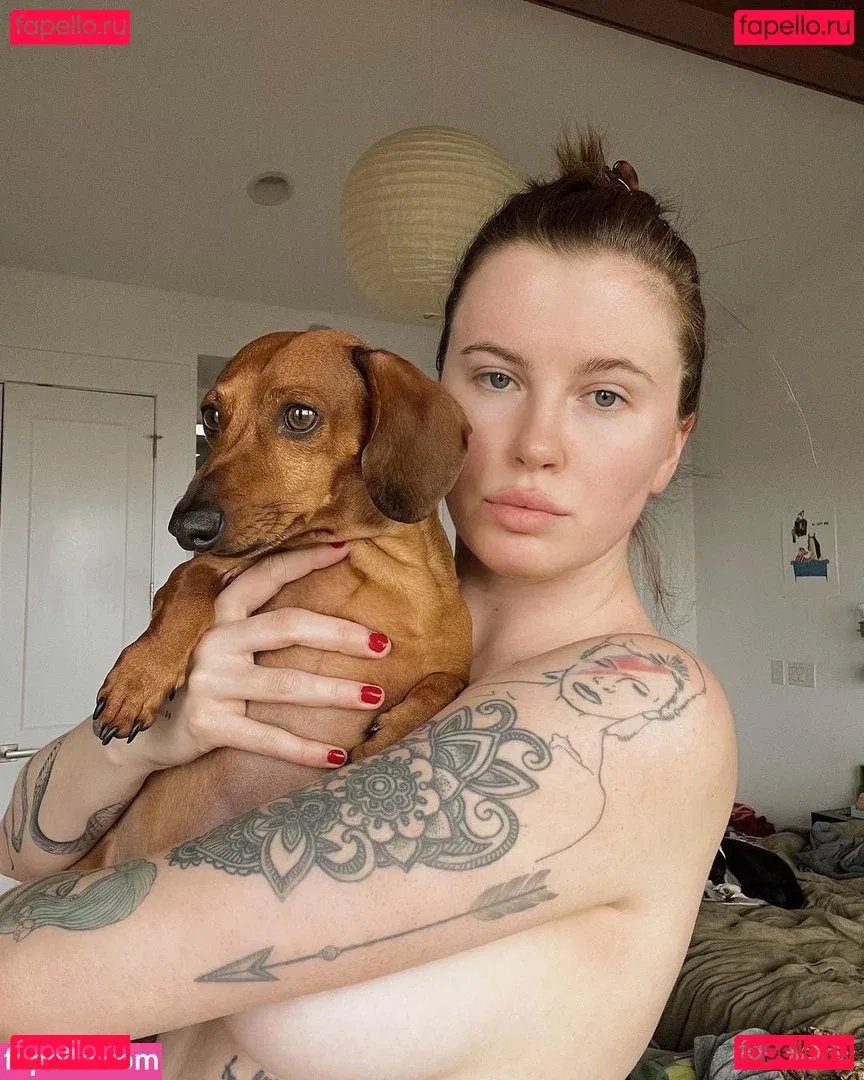 Ireland Baldwin Onlyfans Photo Gallery 