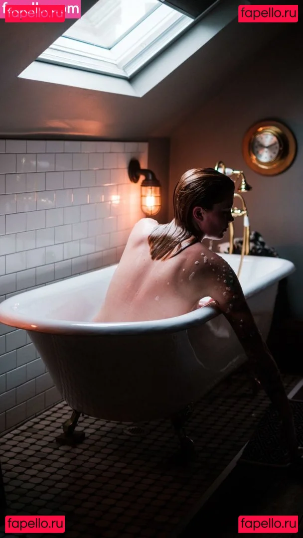 Ireland Baldwin Onlyfans Photo Gallery 