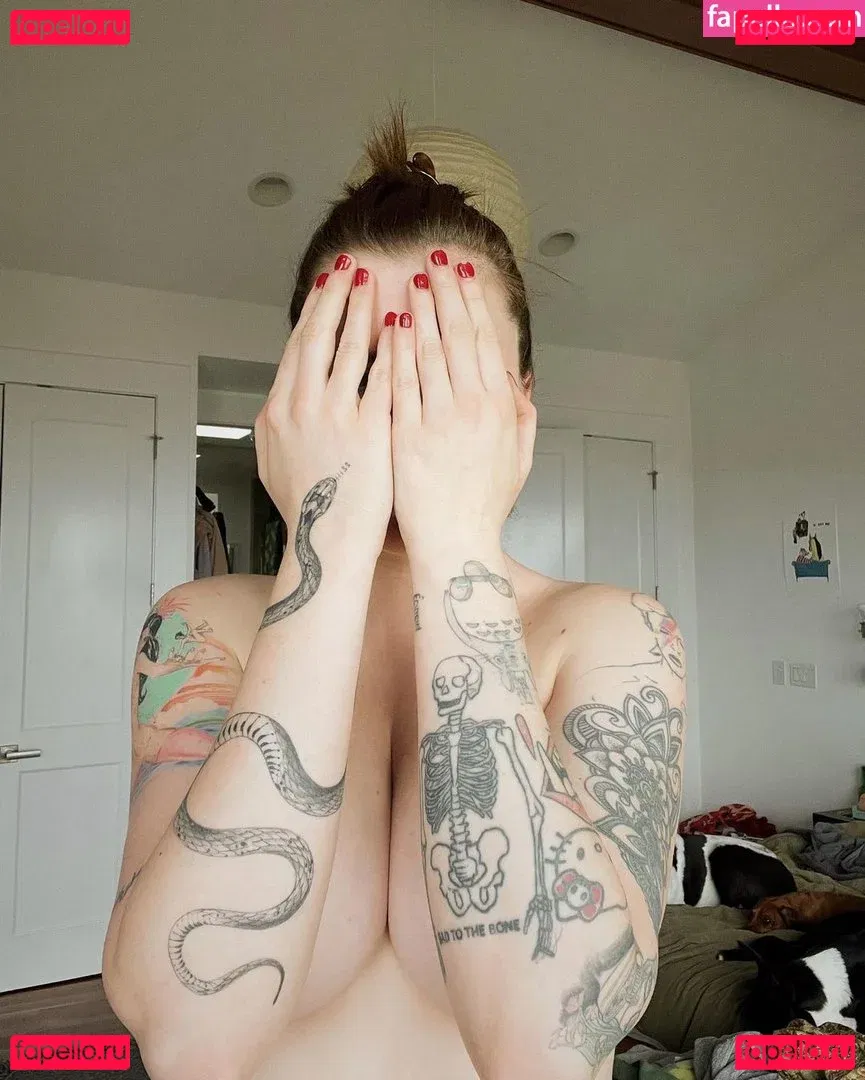 Ireland Baldwin Onlyfans Photo Gallery 