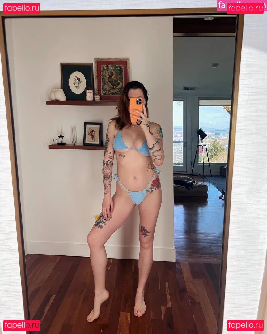 Ireland Baldwin Onlyfans Photo Gallery 