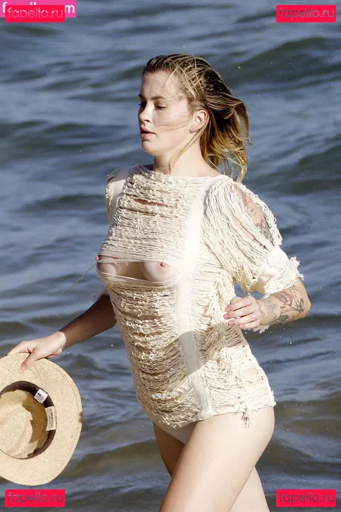 Ireland Baldwin Onlyfans Photo Gallery 