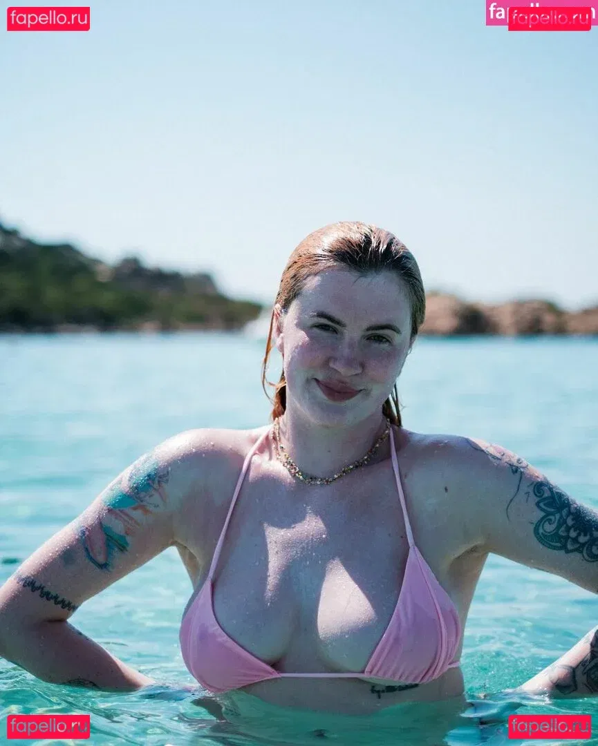Ireland Baldwin Onlyfans Photo Gallery 