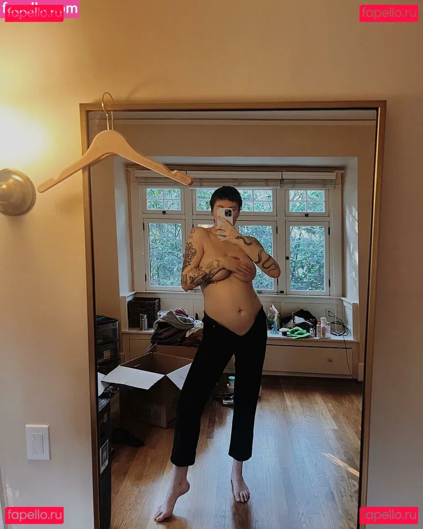 Ireland Baldwin Onlyfans Photo Gallery 