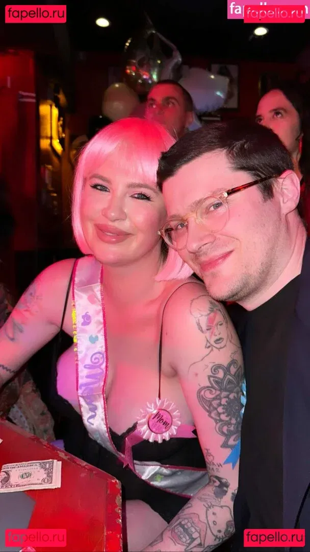 Ireland Baldwin Onlyfans Photo Gallery 