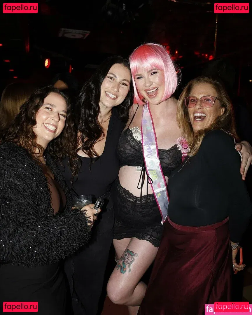 Ireland Baldwin Onlyfans Photo Gallery 