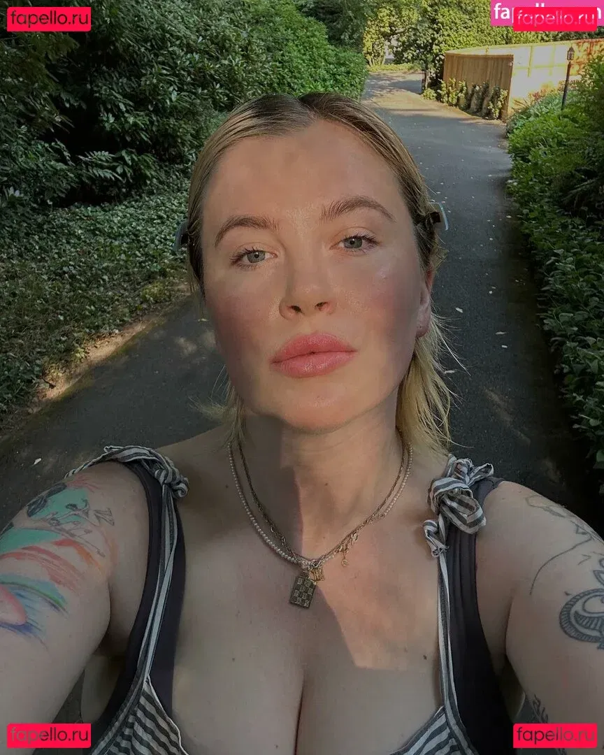 Ireland Baldwin Onlyfans Photo Gallery 