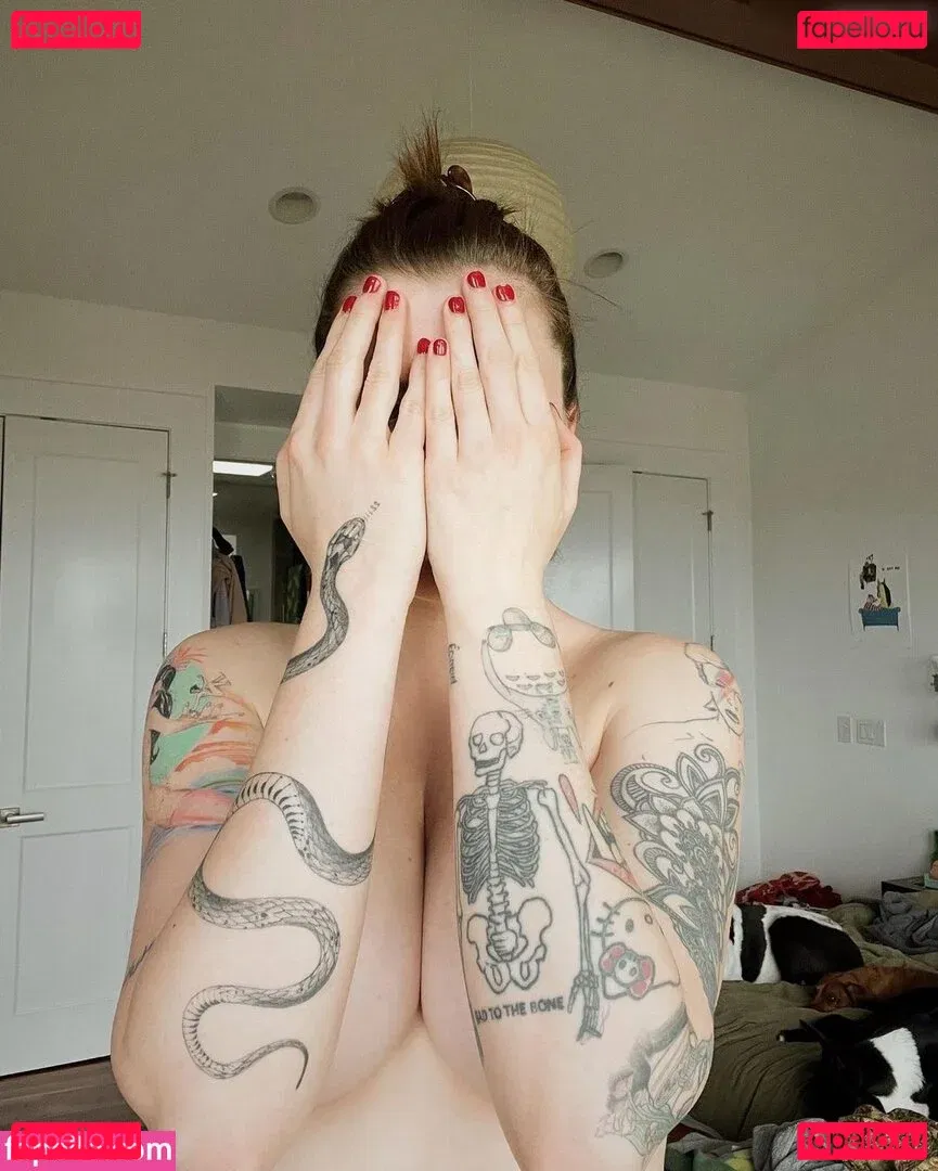 Ireland Baldwin Onlyfans Photo Gallery 