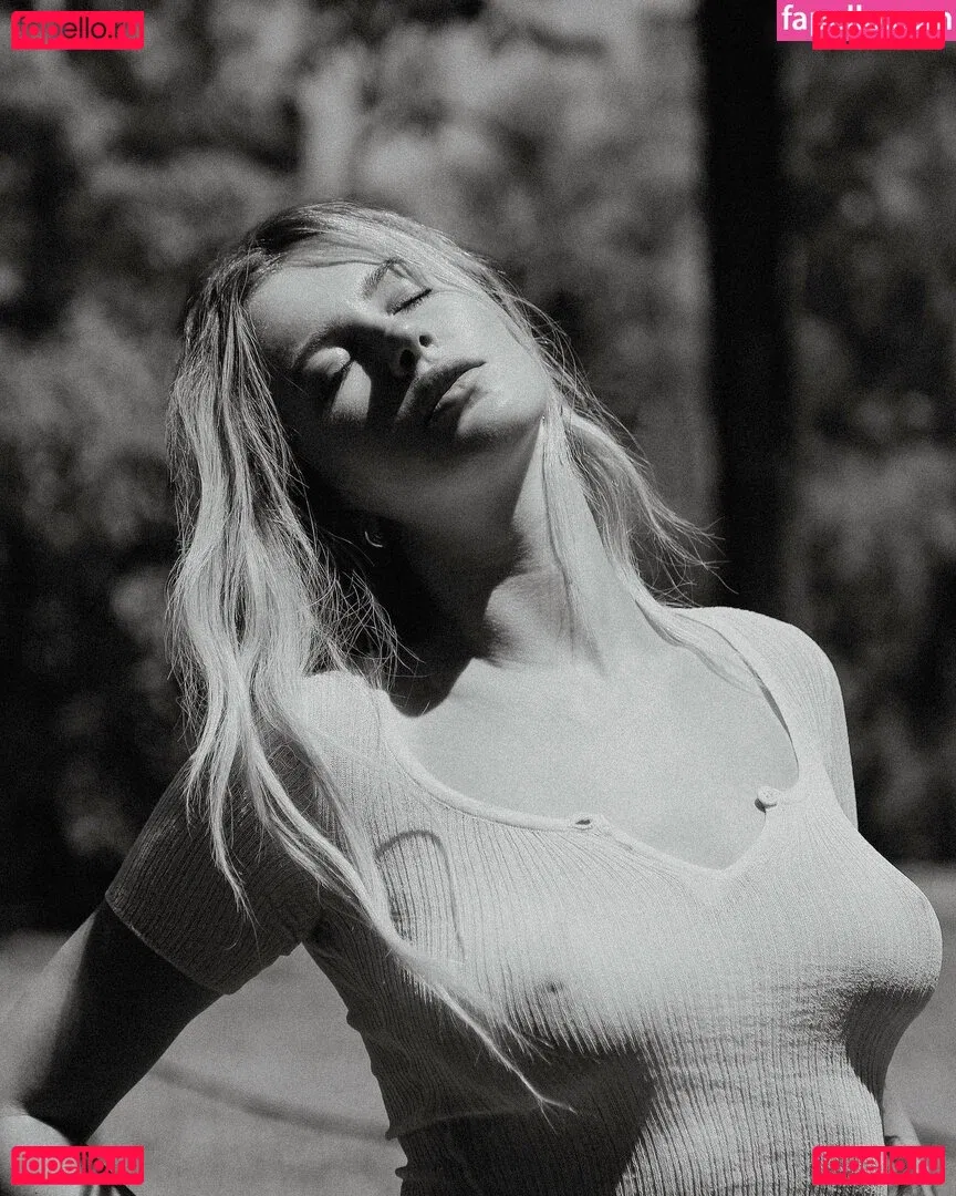 Ireland Baldwin Onlyfans Photo Gallery 