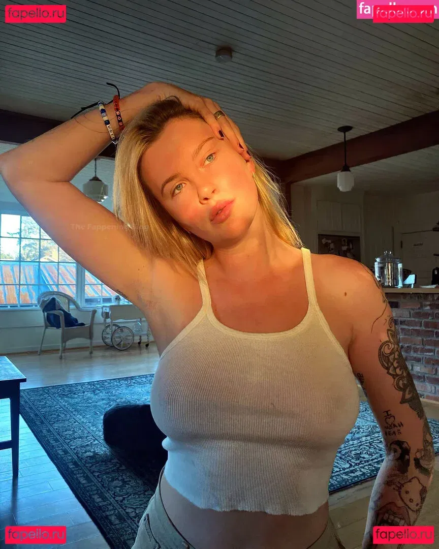 Ireland Baldwin Onlyfans Photo Gallery 