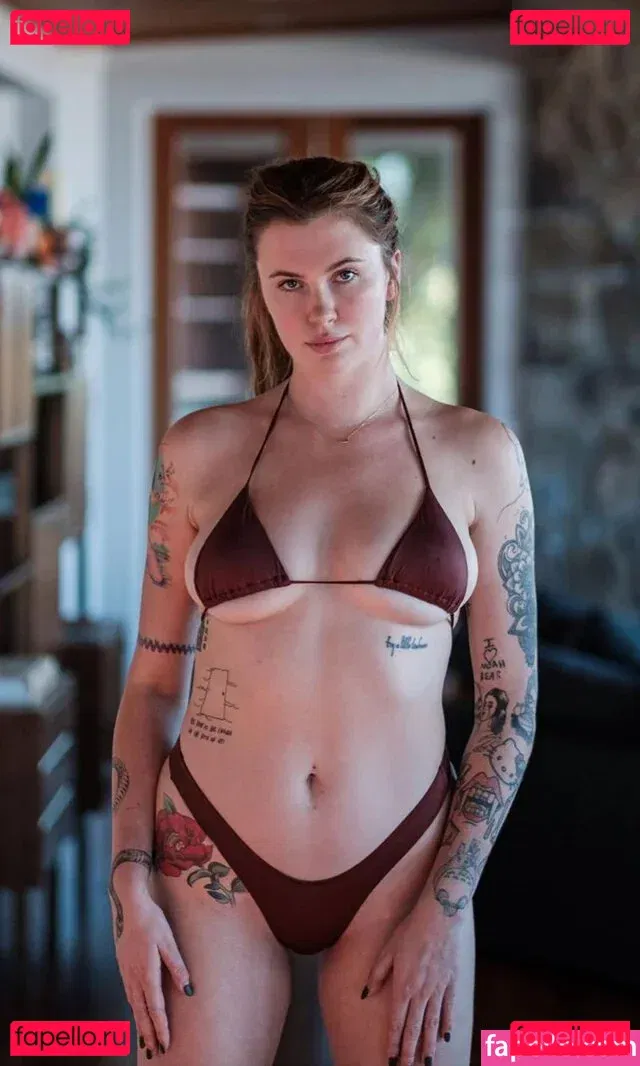 Ireland Baldwin Onlyfans Photo Gallery 