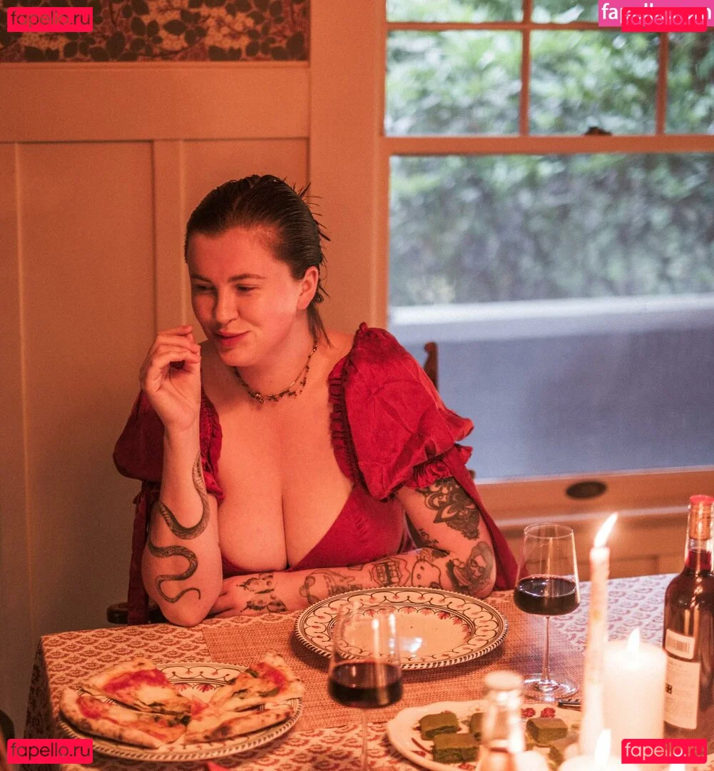 Ireland Baldwin Onlyfans Photo Gallery 