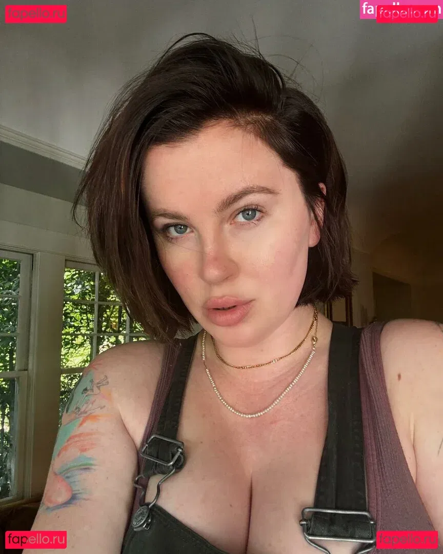 Ireland Baldwin Onlyfans Photo Gallery 