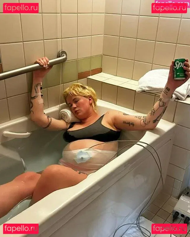 Ireland Baldwin Onlyfans Photo Gallery 