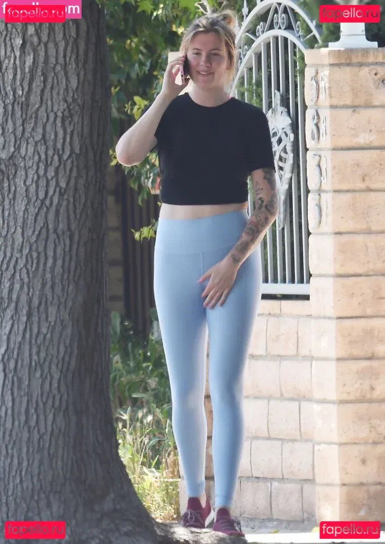 Ireland Baldwin Onlyfans Photo Gallery 