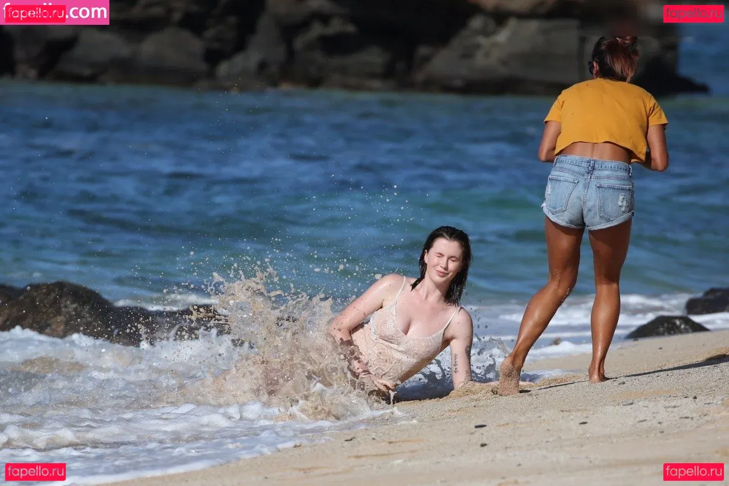 Ireland Baldwin Onlyfans Photo Gallery 