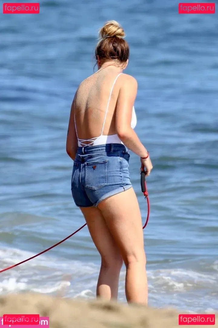 Ireland Baldwin Onlyfans Photo Gallery 