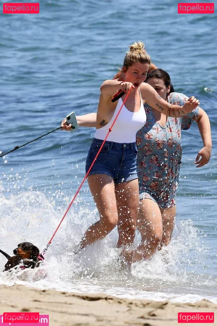 Ireland Baldwin Onlyfans Photo Gallery 