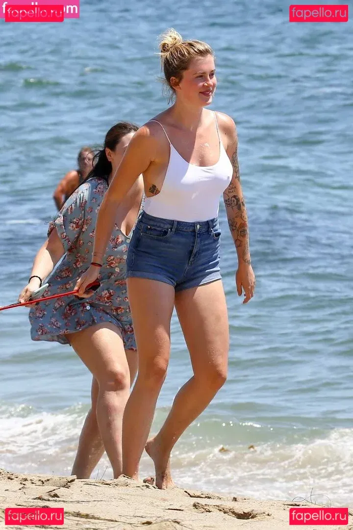 Ireland Baldwin Onlyfans Photo Gallery 