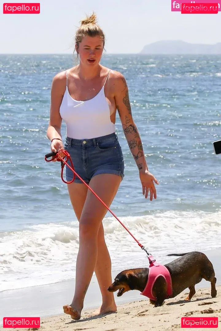 Ireland Baldwin Onlyfans Photo Gallery 