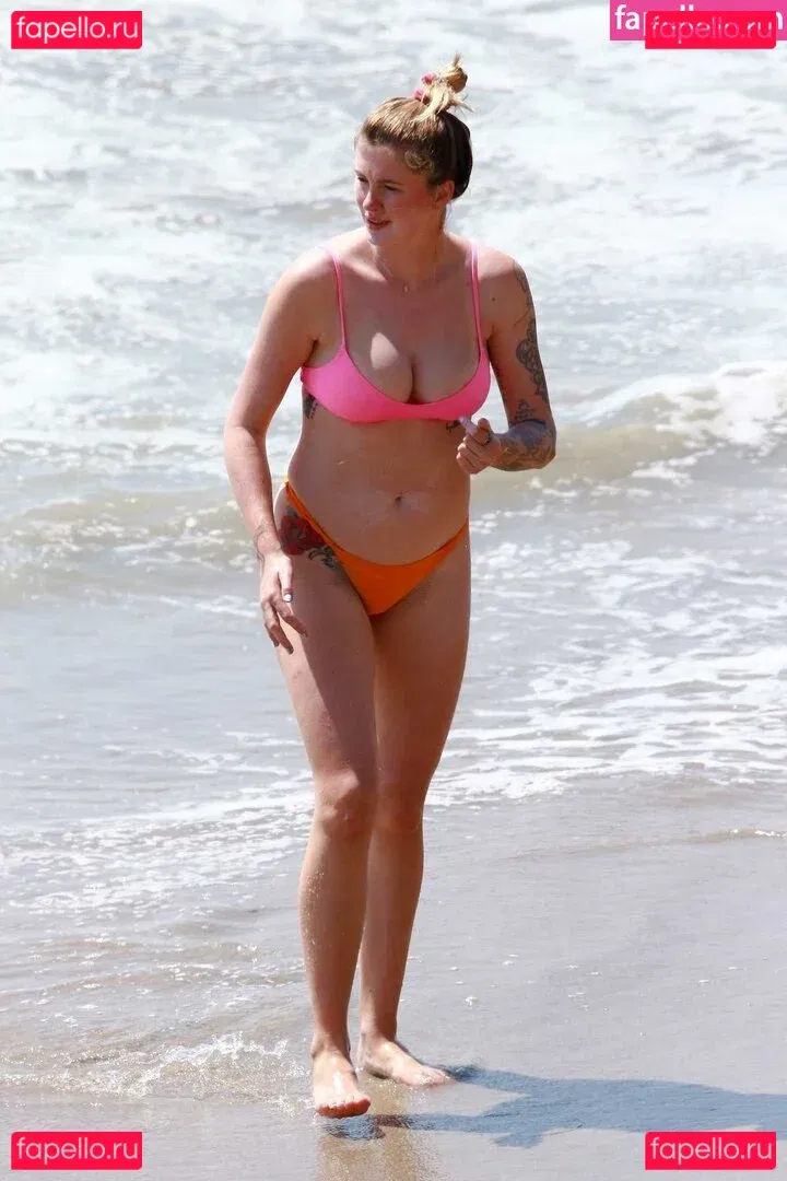 Ireland Baldwin Onlyfans Photo Gallery 
