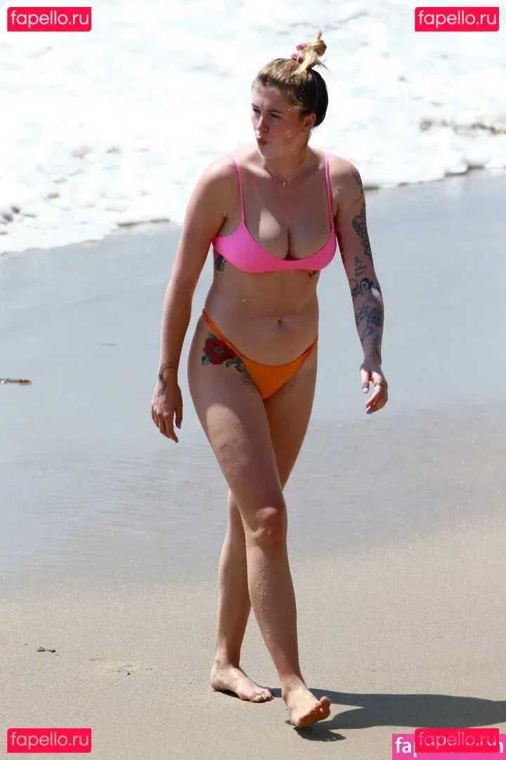 Ireland Baldwin Onlyfans Photo Gallery 